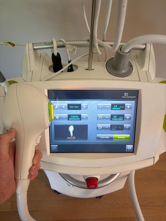 Used 2017 Venus Concepts Versa w/ 6 Hand pieces, Viva, Diamond, Octipolar, Hair removal, Skin Rejuvenation