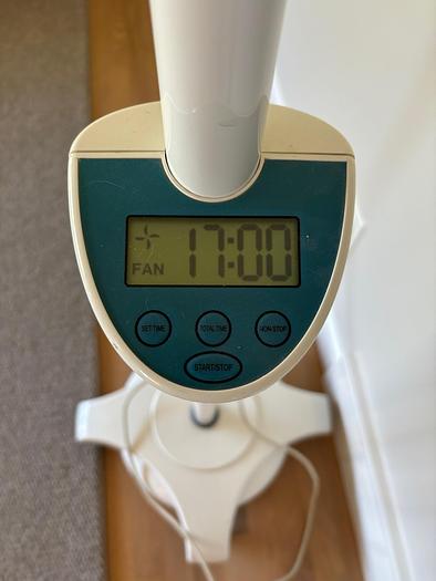 Used Beyond Teeth Whitening Accelerator Lamp