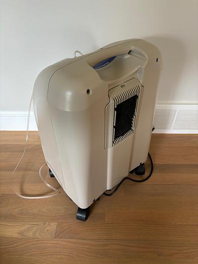 Used Invacare Perfecto 2 Oxygen Concentrator ~Excellent Condition ~ Low hours