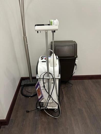 Used 2017 Cutera TruSculpt ~ W/ two Handpieces ~ Warranty ~ Excellent Condition ~