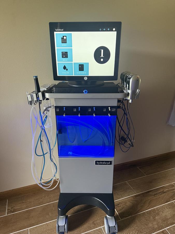 Used 2021 Edge Systems Hydrafacial MD Elite