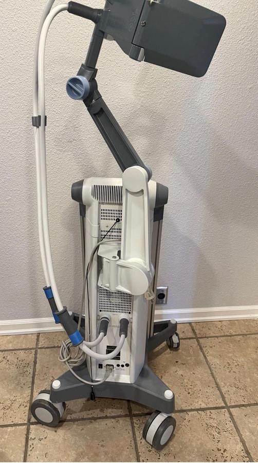 Used 2015  Vanquish ME(Maximum Energy) RF System w/ Abdomen and Thigh Applicator