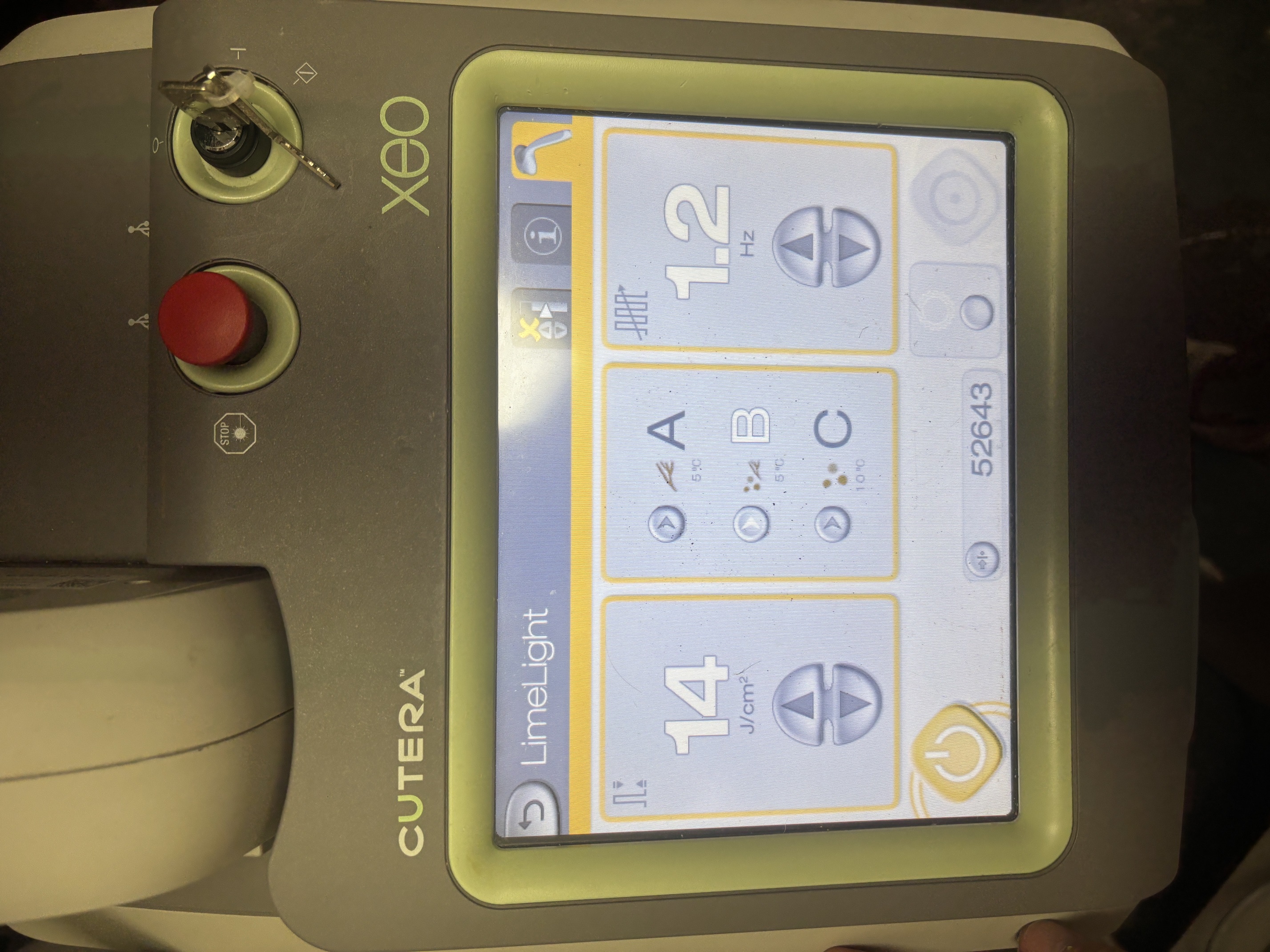 Used 2021 Cutera XEO w/ Full ND YAG and Limelight, Laser Genesis