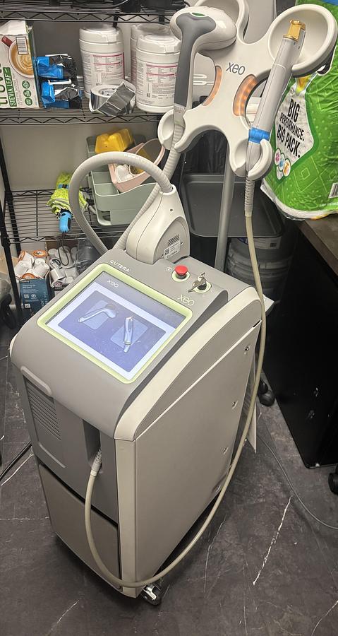 Used 2021 Cutera XEO w/ Full ND YAG and Limelight, Laser Genesis