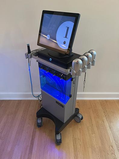 Used 2021 Hydrafacial MD Elite W/ Perks ~ Warranty ~ Fully operational ~ 