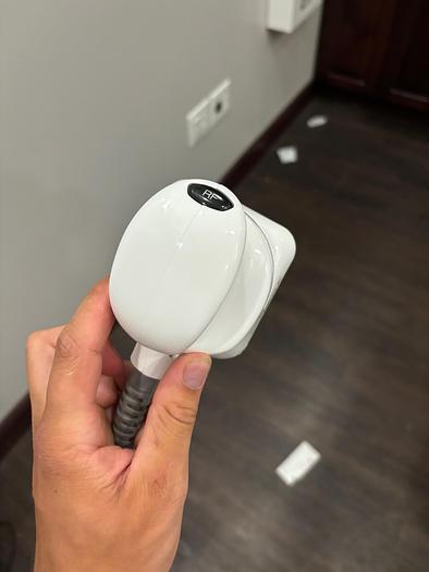 Used 2017 Cutera TruSculpt ~ W/ two Handpieces ~ Warranty ~ Excellent Condition ~