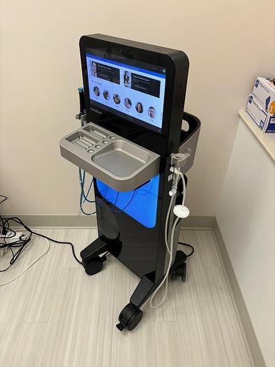 Used 2022 Edge Systems Hydrafacial Syndeo ~ Warranty ~ Excellent condition ~
