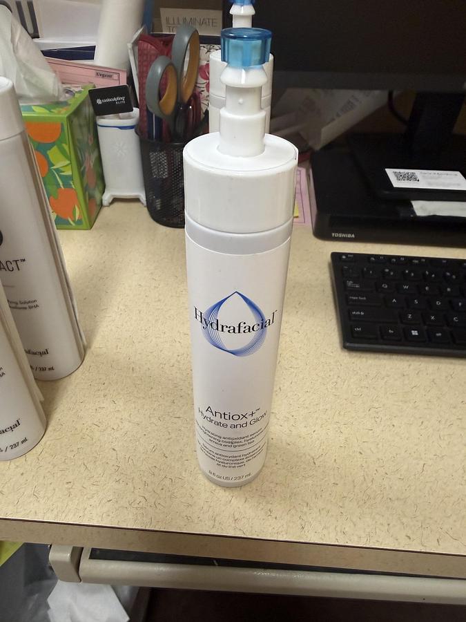 Used Edge Systems Hydrafacial Antiox + Hydrate and Glow 8 fl oz