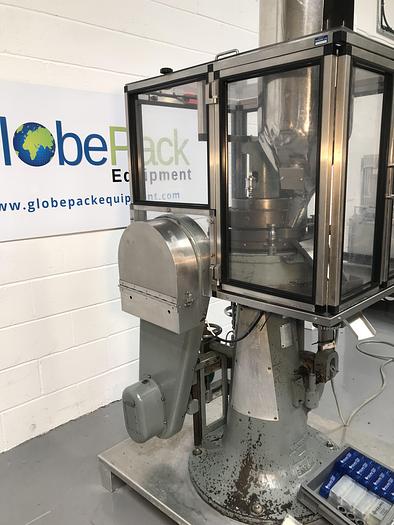 Used Manesty D3B Tablet Press