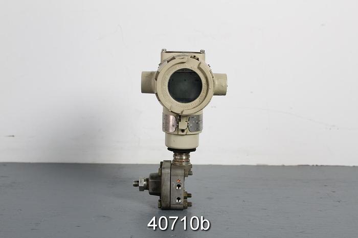 Used Honeywell Series 900 Pressure Transmitter, Model STG170-F1G-0000-MB.SM.F1D3-645G #40710