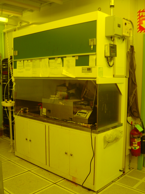 Used Envirco Corp, Resist Apply Laminar Flow Hood