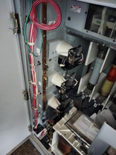 Used GENERAL ELECTRIC LIMITAMP CR194A118A2 300 HP CONTROLLER W/ DRAW-OUT AIR-BREAK CONTACTOR  THREE UNITS