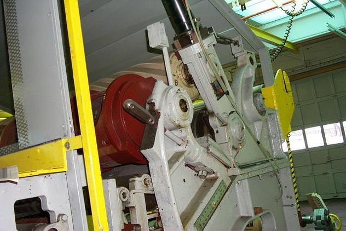 Used MOORE & WHITE #18556