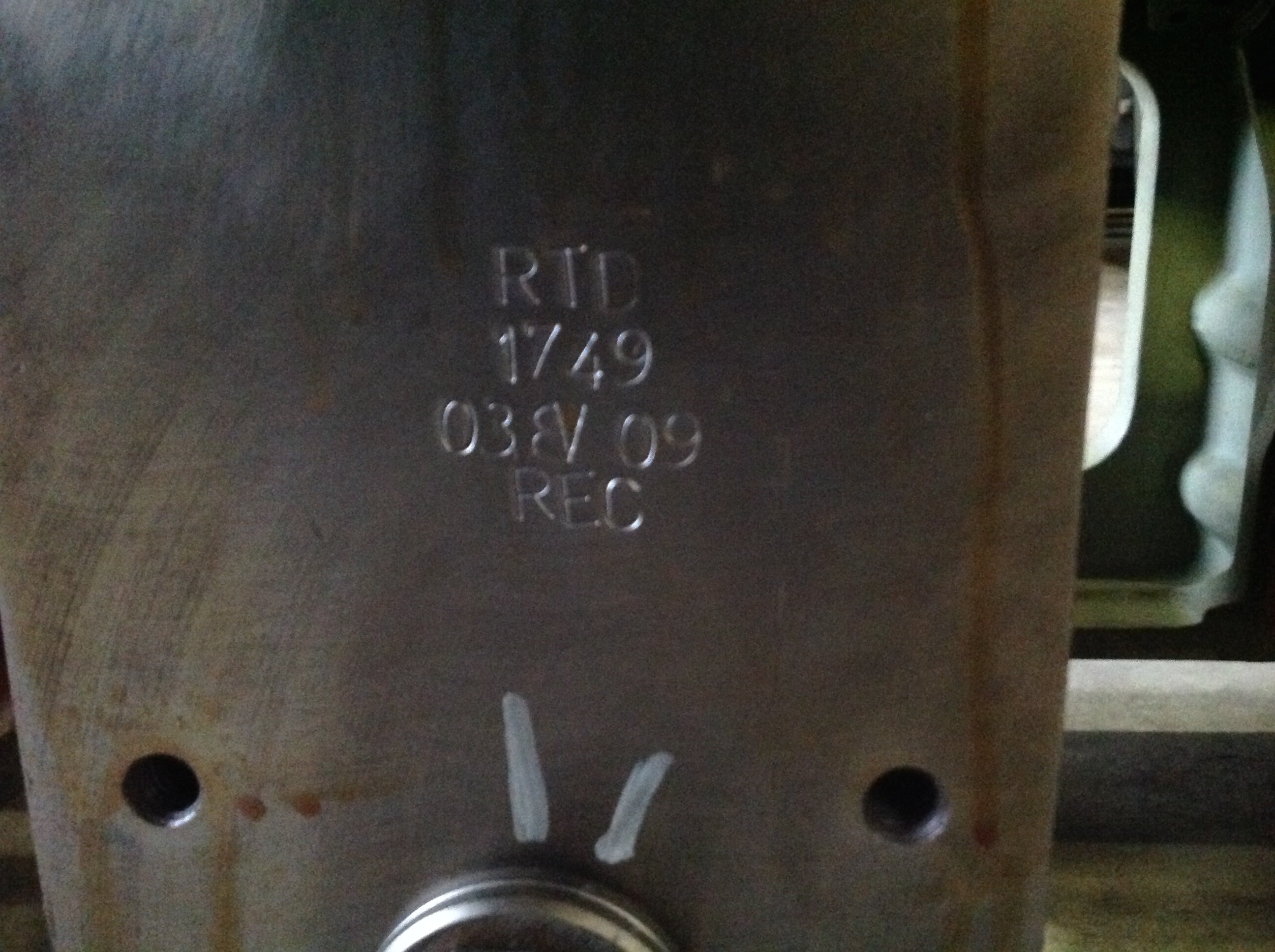 Used CYLINDER BLOCK DEUTZ SBV12M628