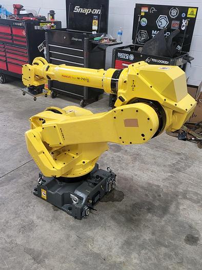 Used FANUC M-710ic/50 Industrial Robot W/ R-30ib controller
