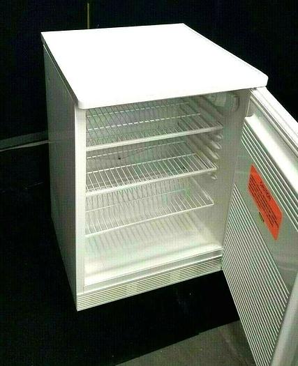 Used Fisher Scientific Undercounter Laboratory Refrigerator 97-920-1 PRISTINE!