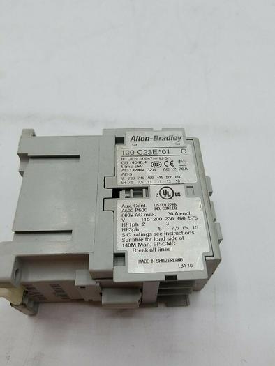Used ALLEN BRADLEY 3 POLE CONTACTOR 100-C23E*01 SER. C 24V