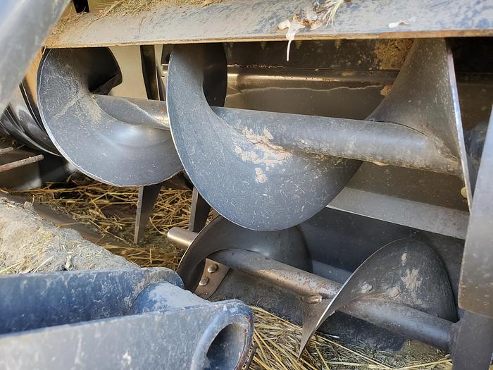 Used 2012 Massey Ferguson 2190 Baler w/ Accumulator