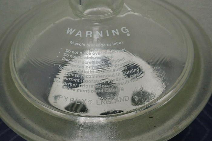 Used Pyrex 8 Inch Diameter Glass Desiccator with Lid and Coors Ceramic Plate