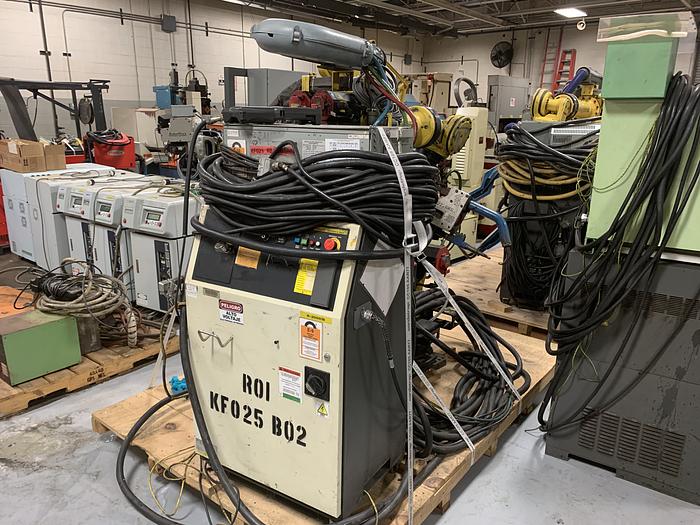 Used FANUC R2000iB/210F 210KG X 2655MM REACH 6 AXIS CNC ROBOT W/R30iA CONTROLS WITH ARO SERVO GUN