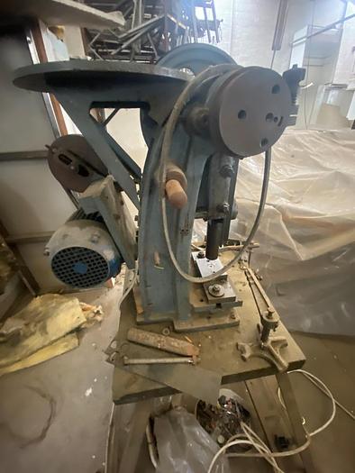 Used Powered 1T Flypress