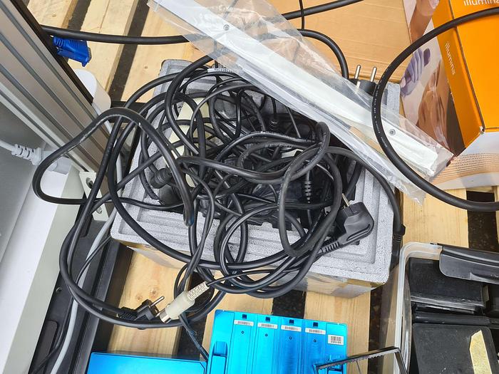 Used Illumina iScan Microarray Scanner with Autoloader