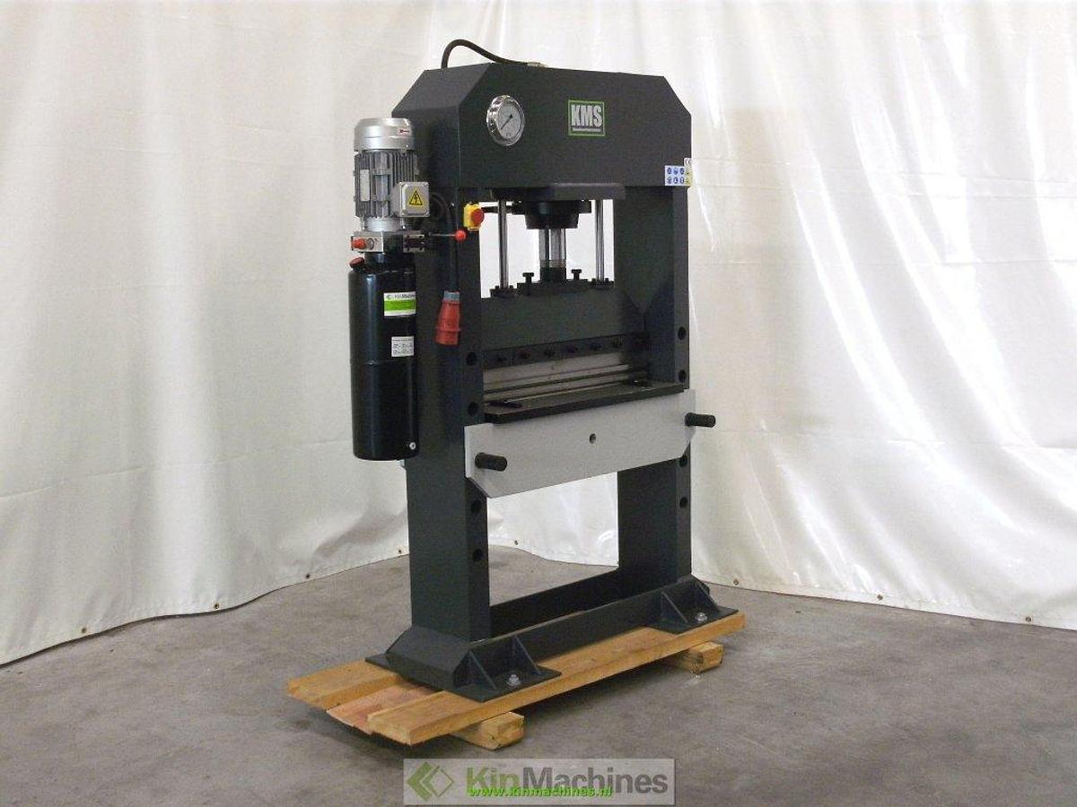 Werkplaatspers 50 Ton (met kantbankinrichting)