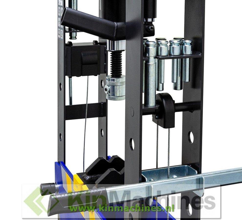 Werkplaatspers Mammuth 20 Ton handbediend