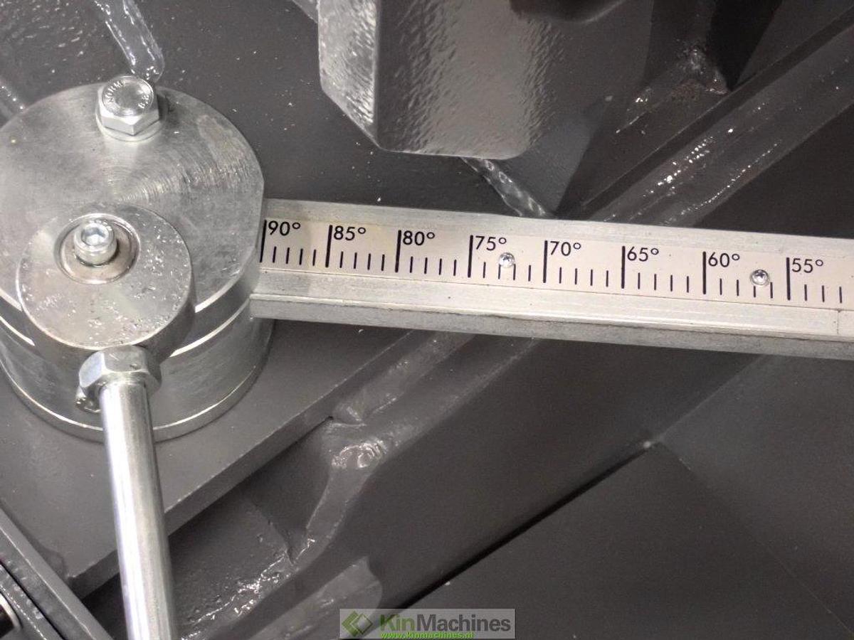 Bandzaagmachine semi-automatisch KMS KMY DG 450 (Ø 450 mm)