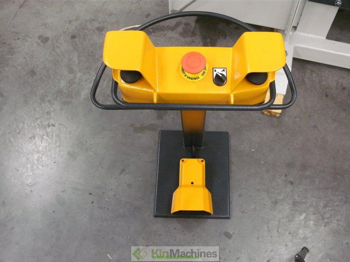 Pers 150T met kantbankinrichting + achteraanslag KMS HPG 1520-150