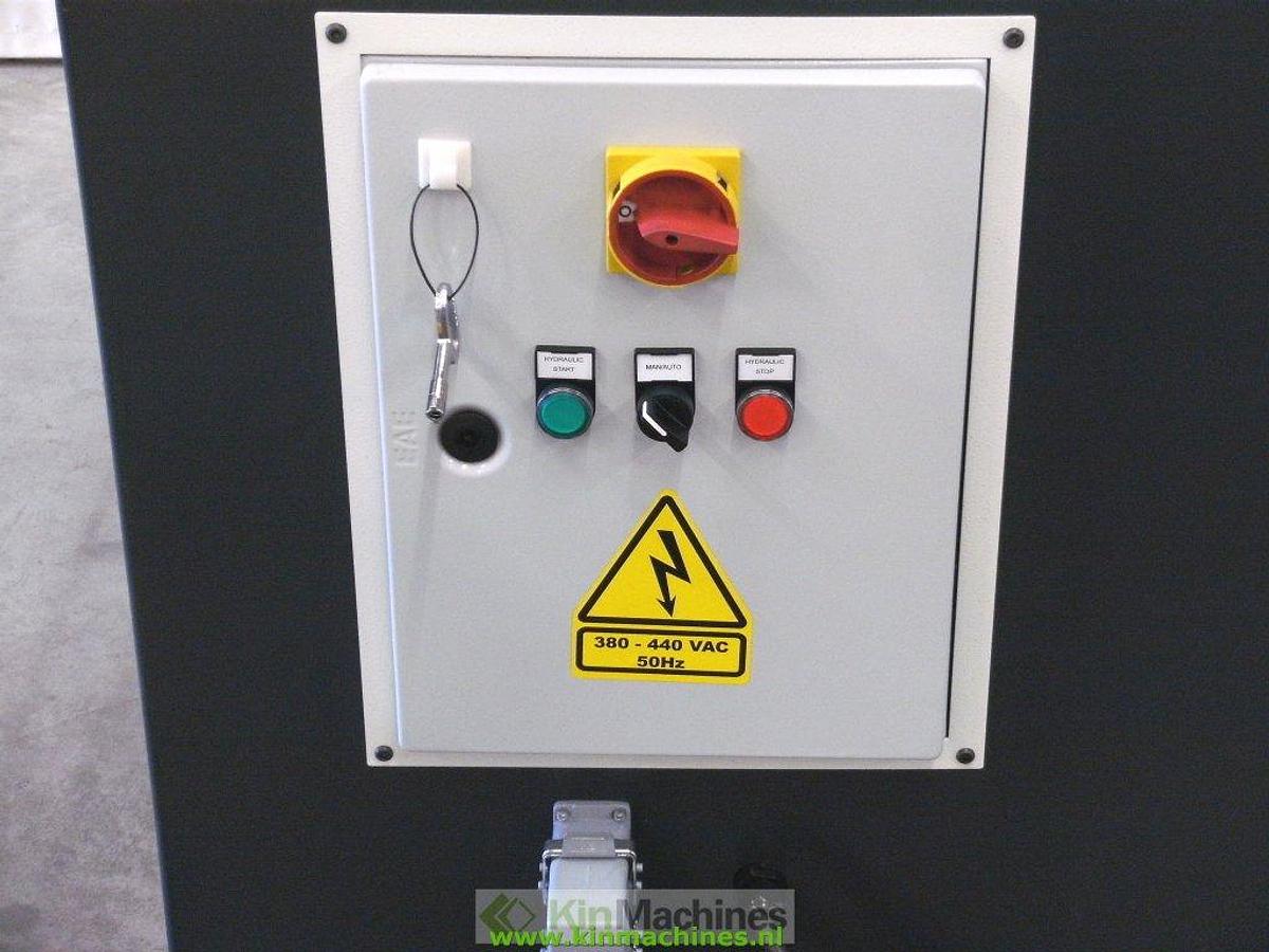 Strippenbuiger KMS HPZ 30 (30T)