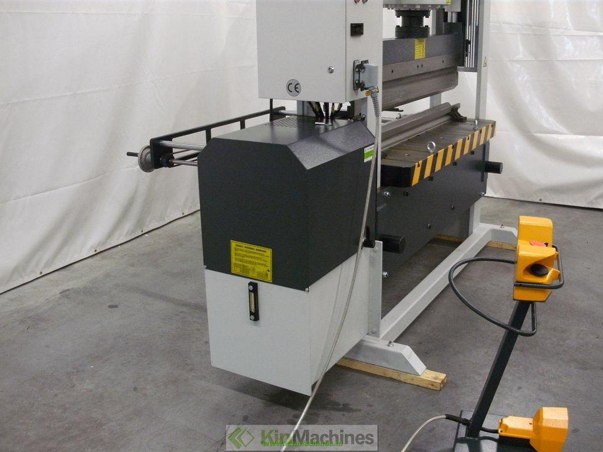 Pers 150T met kantbankinrichting + achteraanslag KMS HPG 1520-150