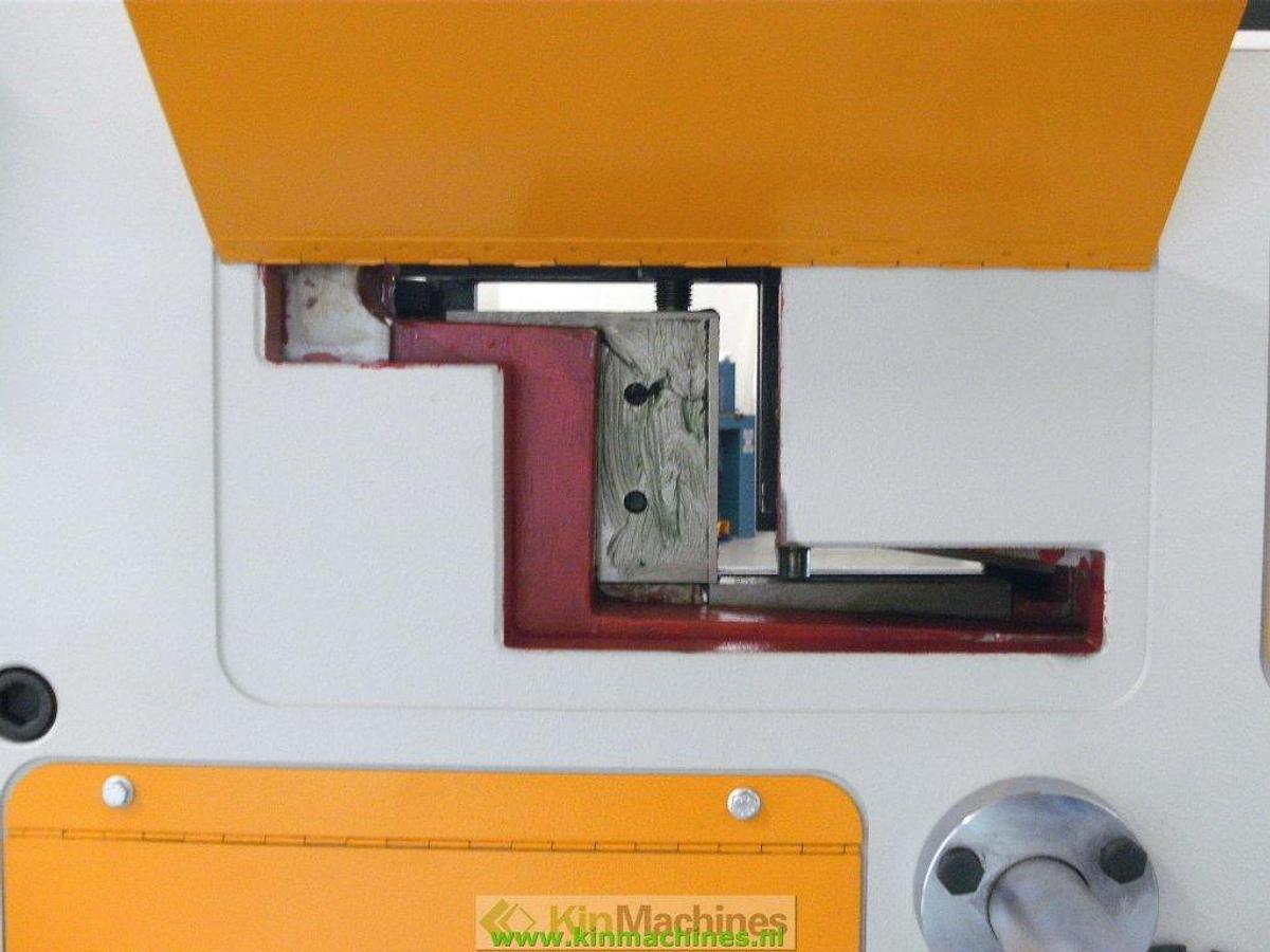 Ponsknipmachine / Steelworker KMS HKM 60 (60 Ton)