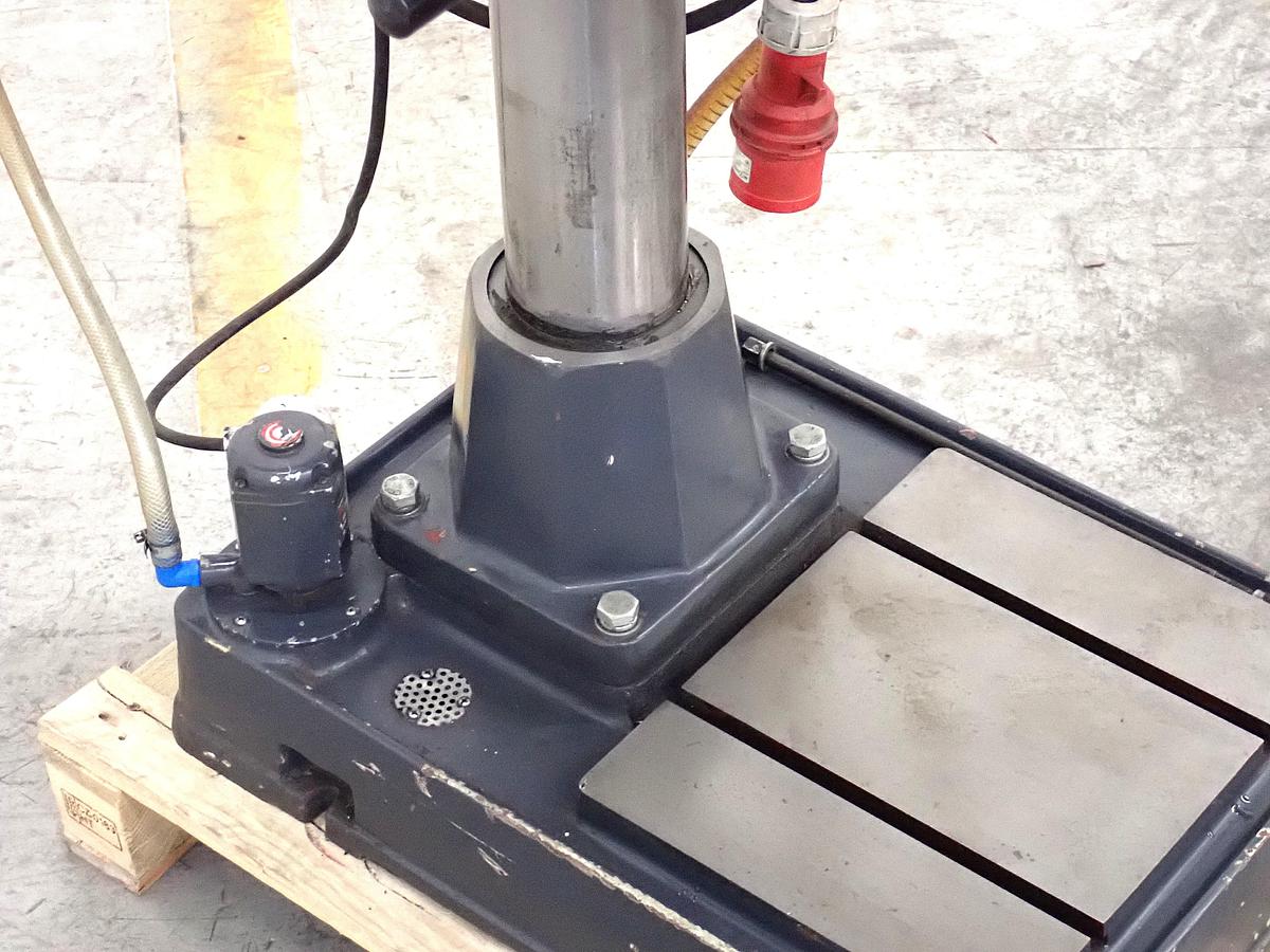 Gebruikt Kolomboormachine met kruistafel | KMS GHM-40AF