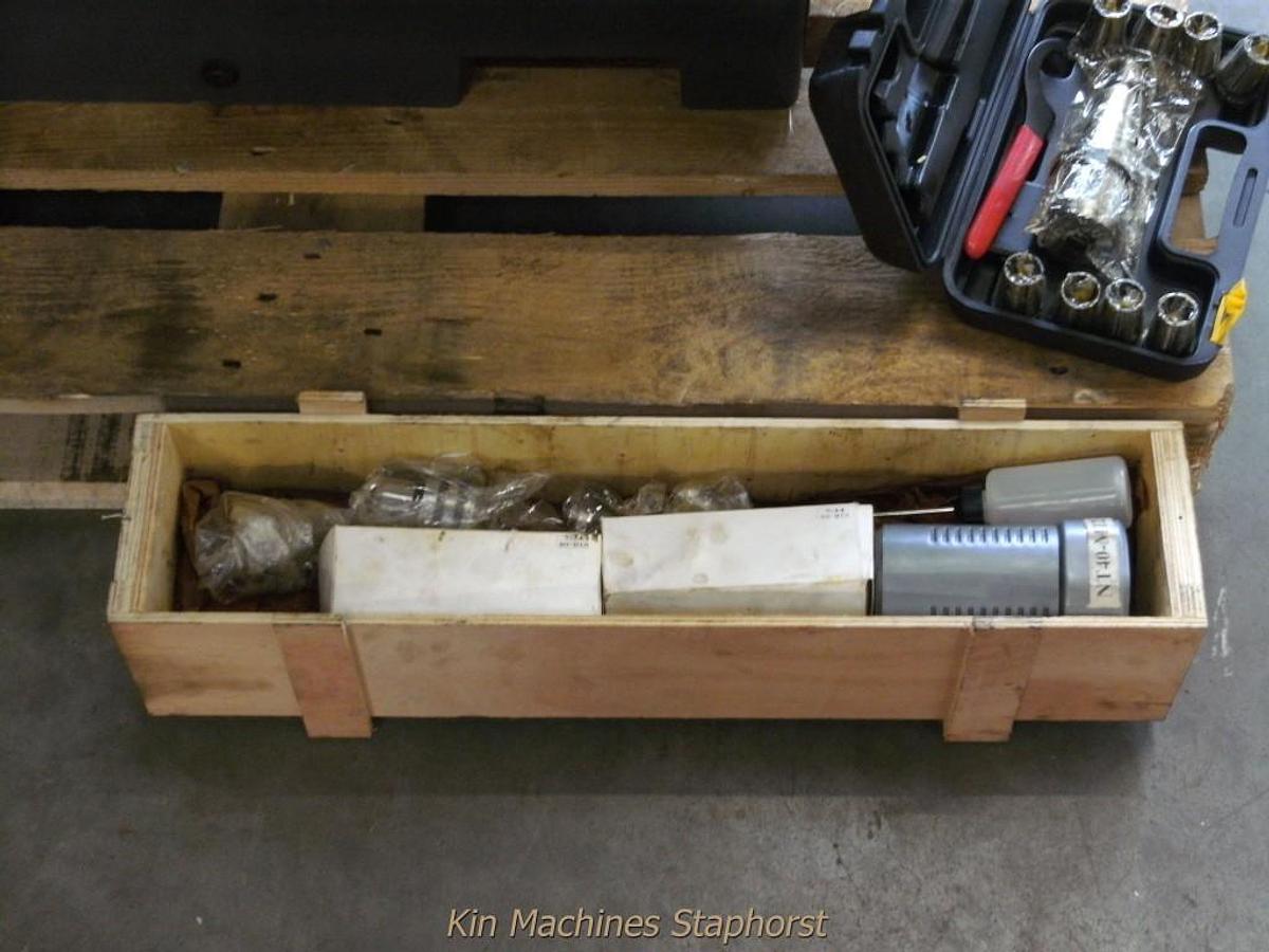 Freesmachine KMS VF 240 Vario