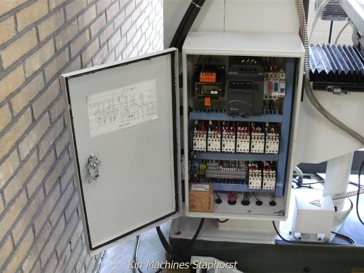 Freesmachine KMS VF 240 Vario