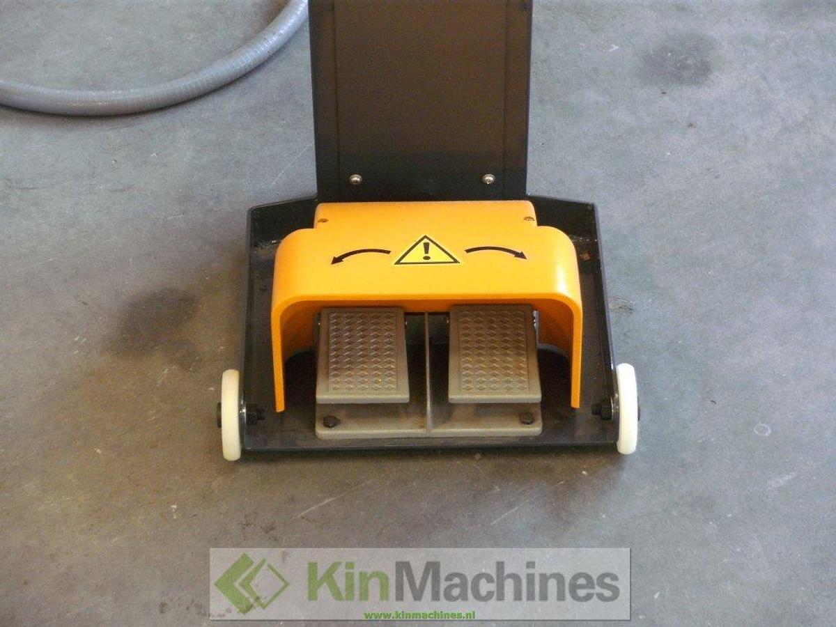 Profielwals KMS SR-50H met hydraulisch bediende toprol