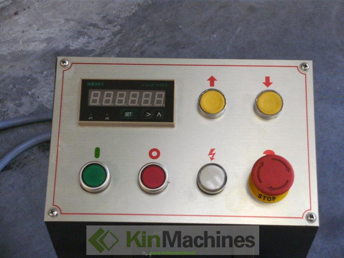 Profielwals KMS SR-50H met hydraulisch bediende toprol