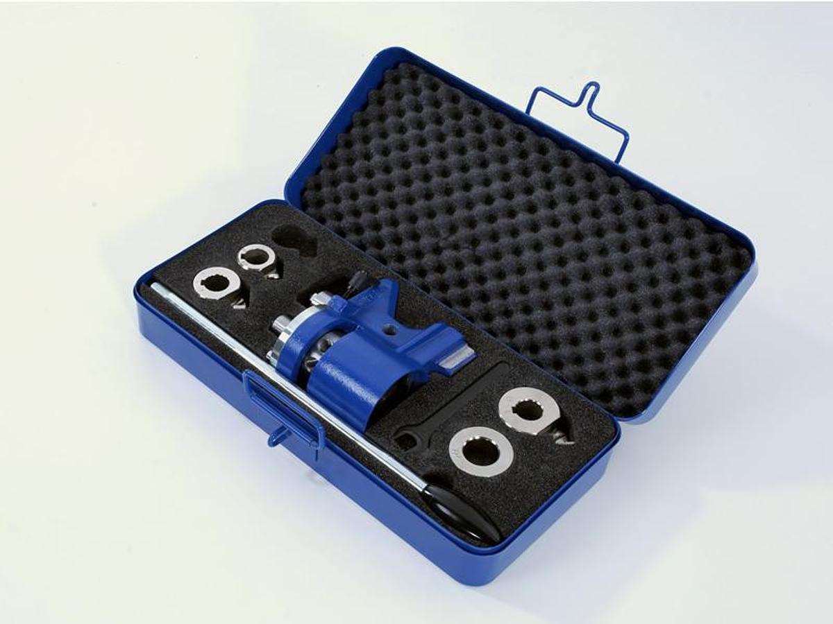 Handbediende Pijpbuigmachine Jutec KBV(S)