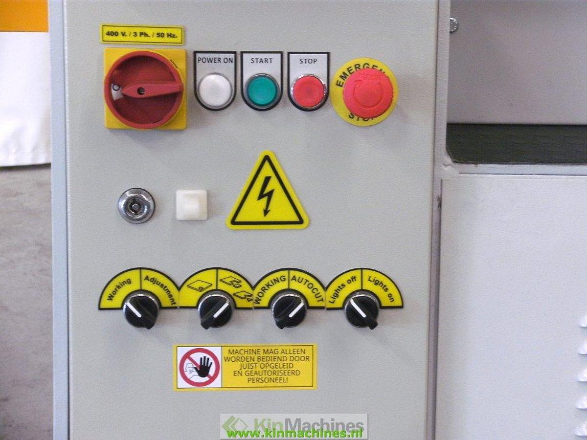 Ponsknipmachine / Steelworker KMS HKM 60 (60 Ton)