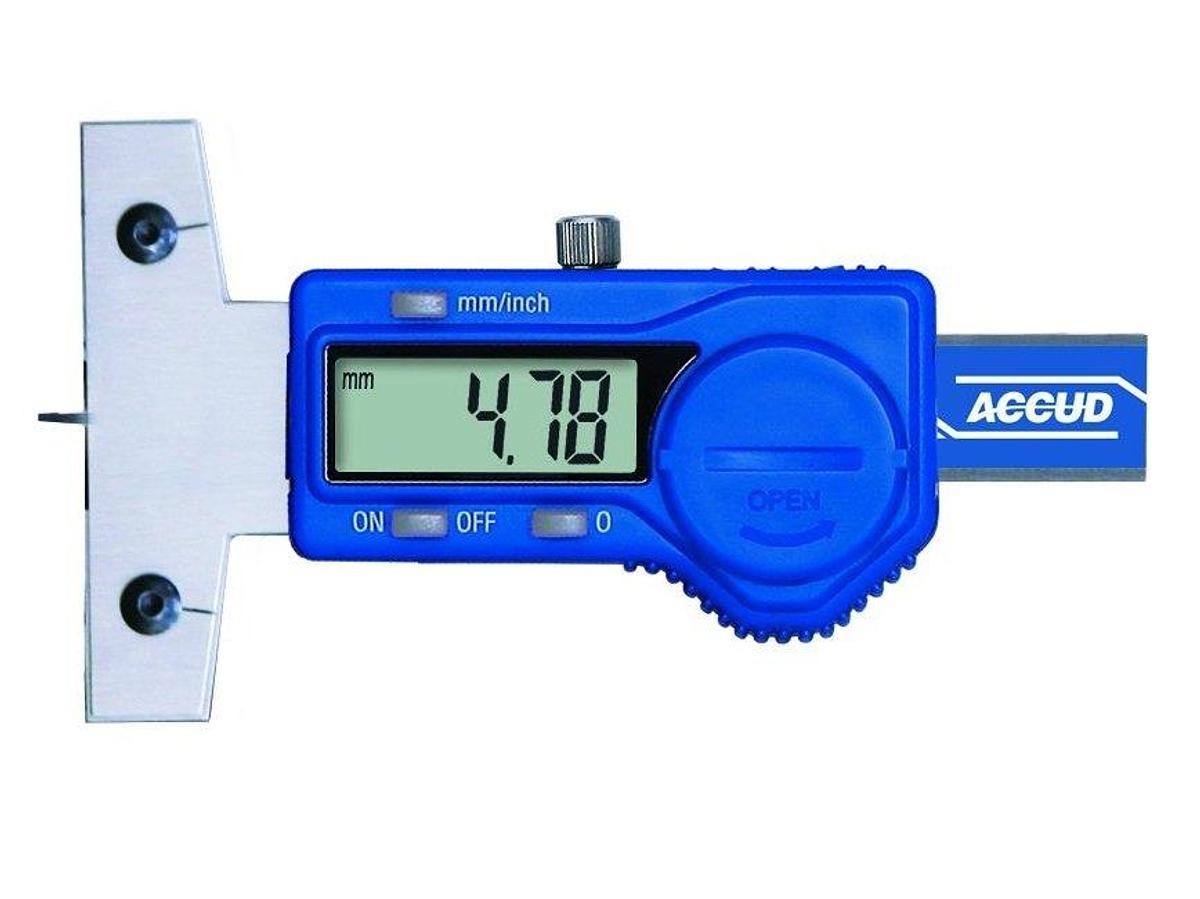 Digital depth sounder Accud