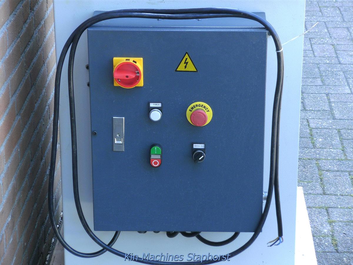 Hydraulische uithoekschaar (vaste hoek) KMS HN-200AL, Capaciteit 205 x 6mm