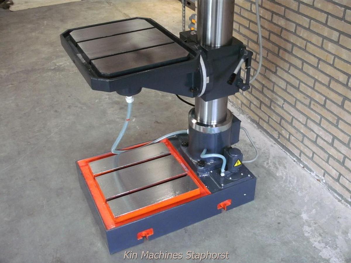 Kolomboormachine KMS GHD-50B, Boren tot Ø 50 mm.