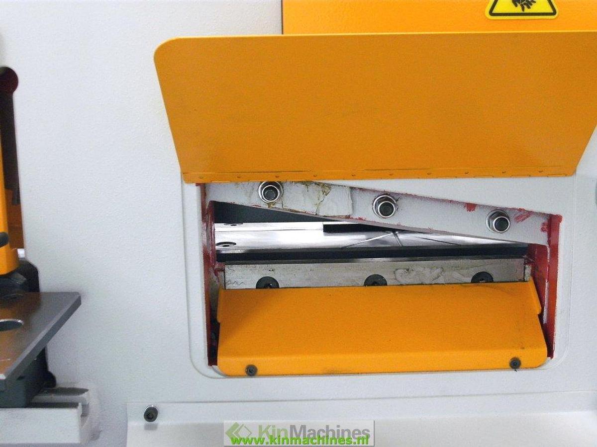 Ponsknipmachine / Steelworker KMS HKM 60 (60 Ton)