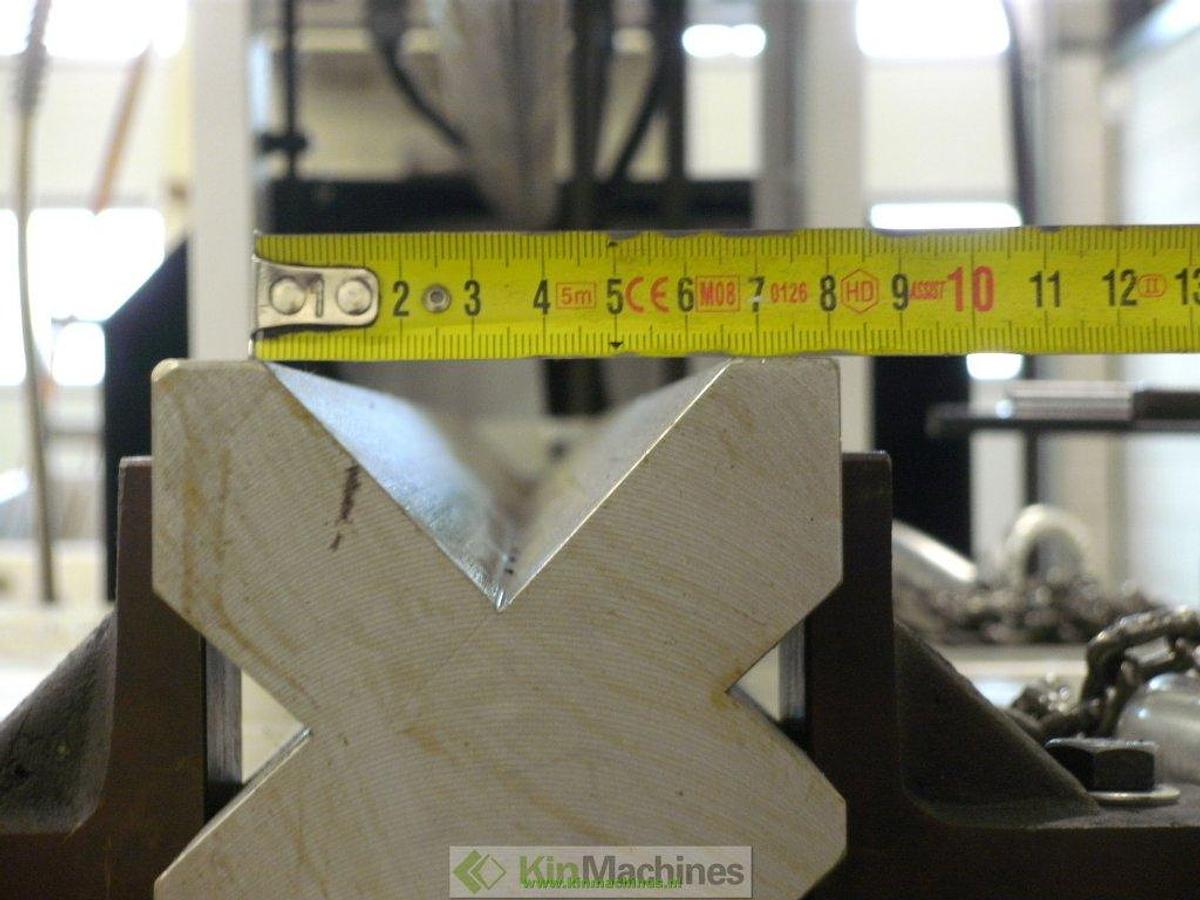 Pers 150T met kantbankinrichting + achteraanslag KMS HPG 1520-150