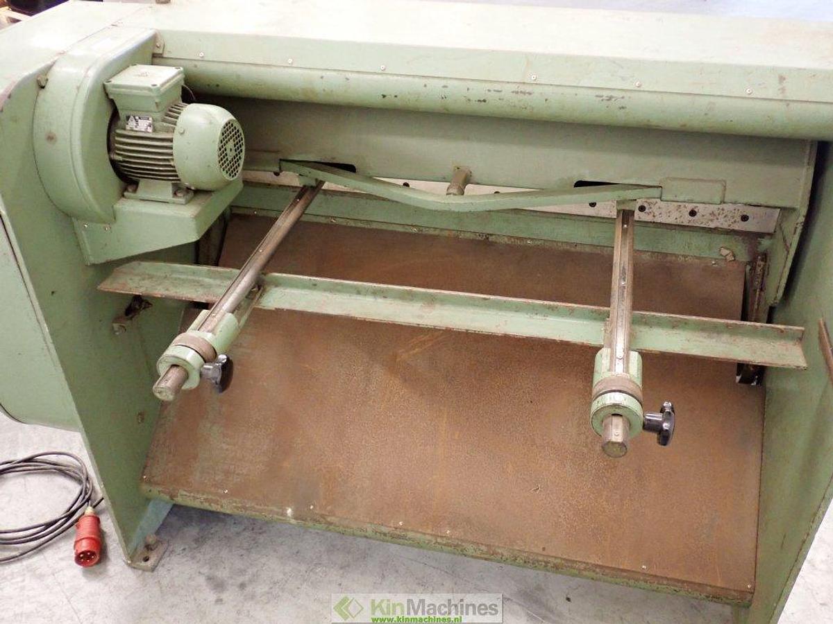 Gebruikt Plaatschaar Bronswerk BFS 1220×2 mm