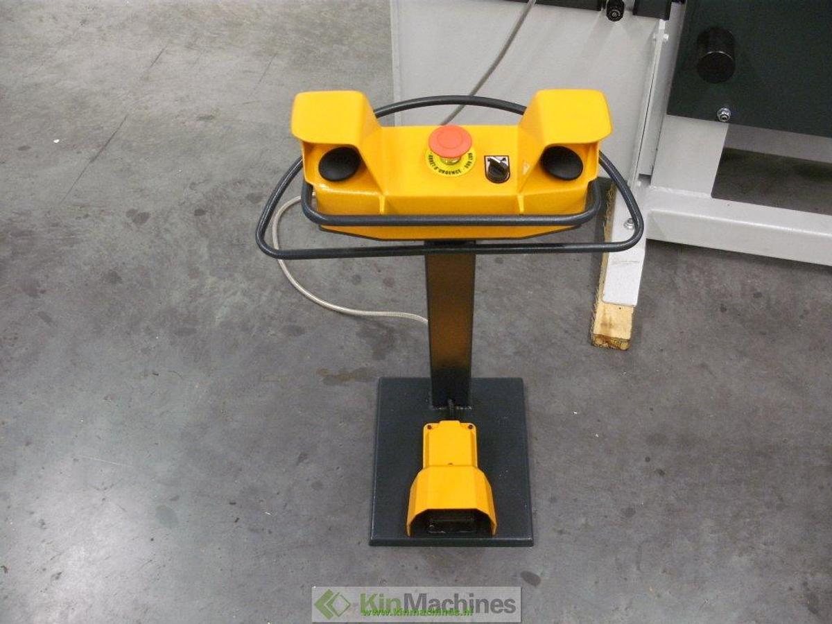 Pers 150T met kantbankinrichting + achteraanslag KMS HPG 1520-150