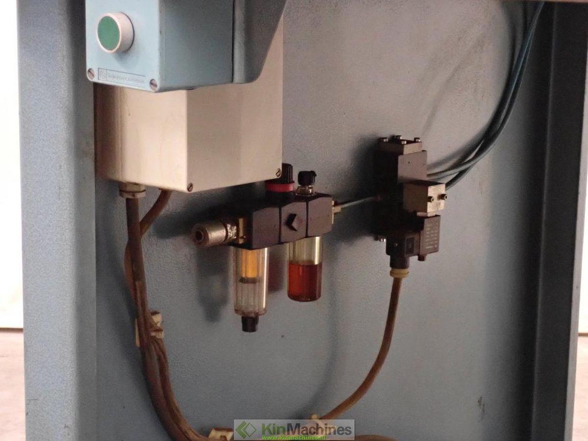 Gebruikt Aftekentafel zink | Zinkbewerking | Pneumatisch bediend | Kader B.V. | Geska 2