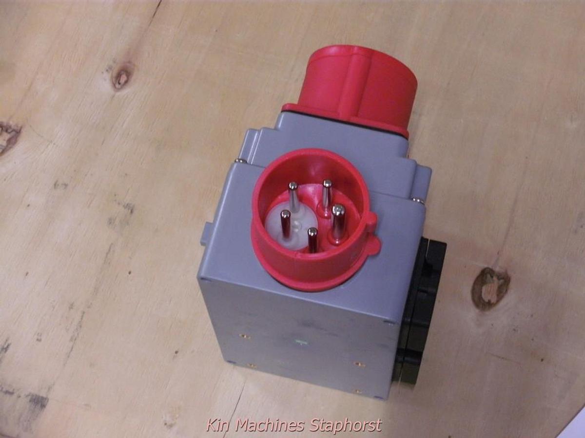 Inschakelapparaat / automatisch opstart voor externe machine