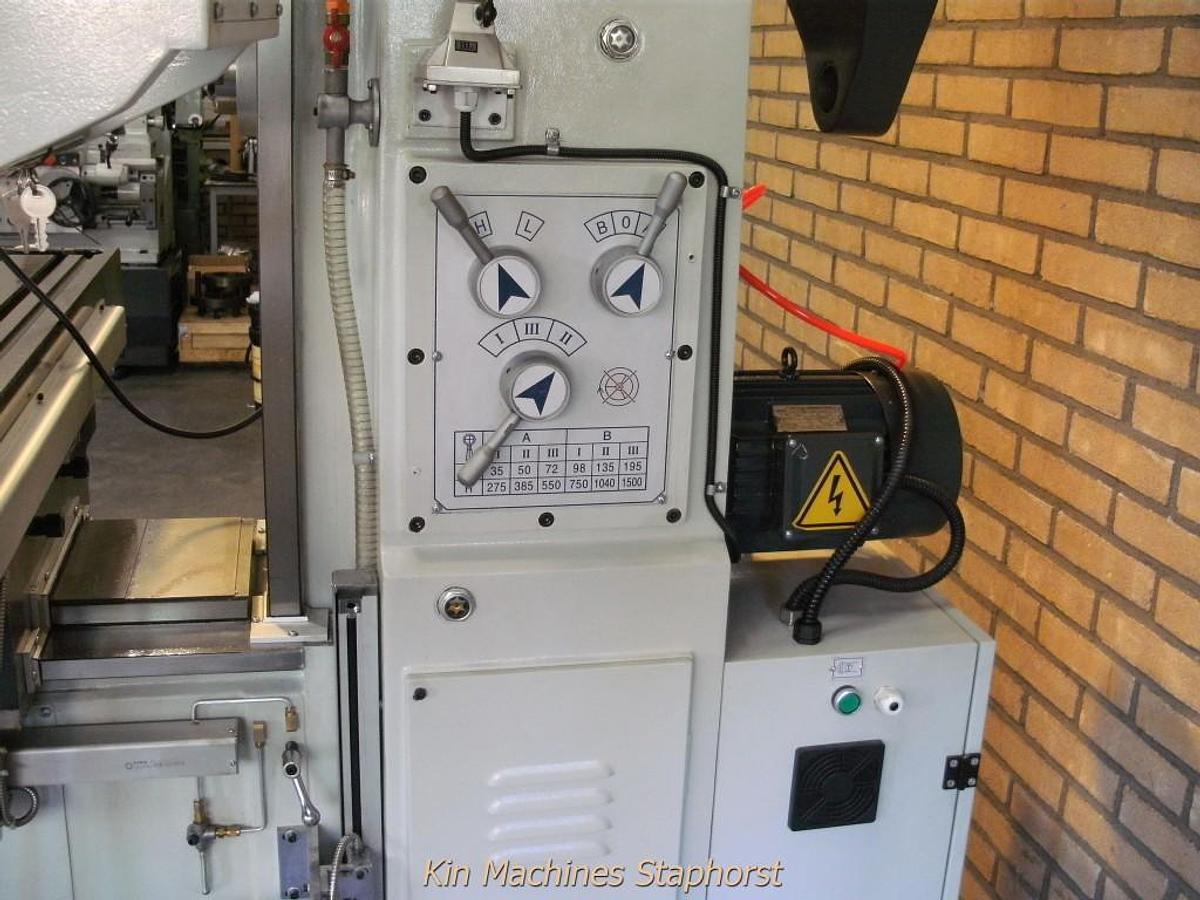 Freesmachine KMS FVT-320A